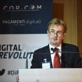 Tutto sugli NFT: Roberto Garavaglia spiega come token, arte digitale e blockchain stanno trasformando il valore